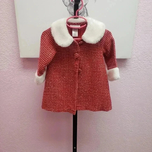 Youngland Red and White Faux Fur Collar/Sleeve Coat - Picture 1 of 4